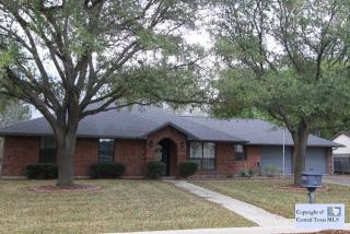 1739 Sunnybrook Dr, New Braunfels TX  78130-3018 exterior