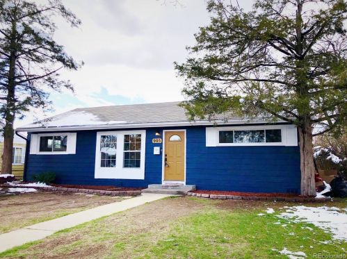 905 Moline St, Denver CO  80010-4157 exterior