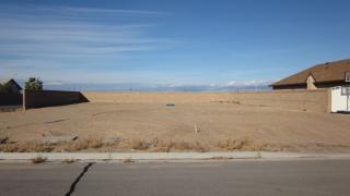 1030 Briarwood Ave, Ridgecrest, CA 93555-8661