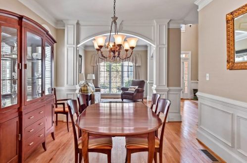 2308 Briarcliff Cmns, Atlanta GA  30345-2173 exterior