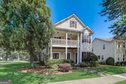 3795 Lake Pass Pt, Suwanee, GA 30024-1818