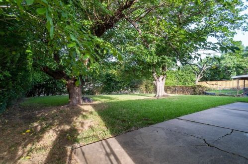 3406 Cheyenne St, Irving TX  75062-3013 exterior