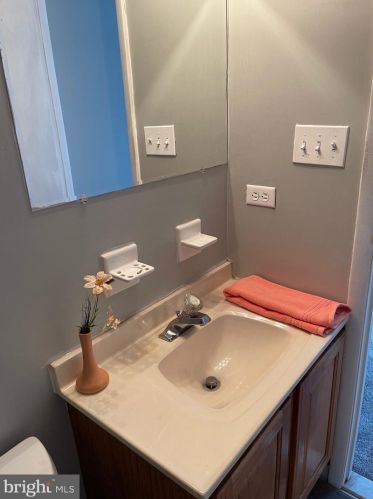 201 Newport Dr, Severna Park MD exterior