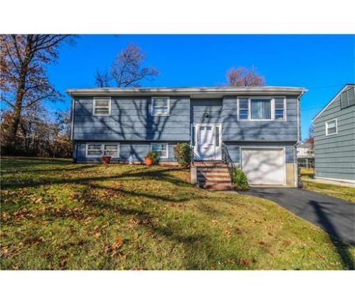 165 George Pl, Iselin, NJ 08830-1206