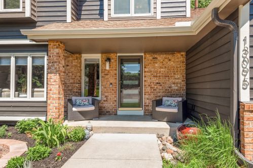 13095 Yosemite Ave, Prior Lake, MN 55378-2466