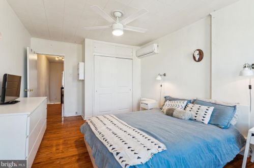 1818 12 St, Philadelphia PA 19122-0018 exterior