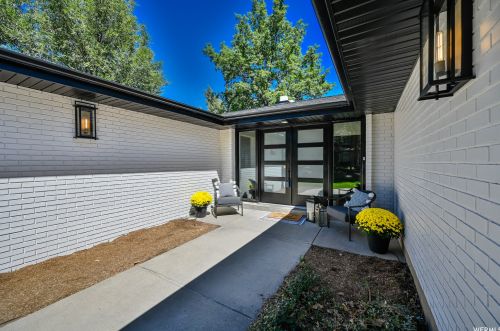 8211 2660, Sandy, UT 84093-1110