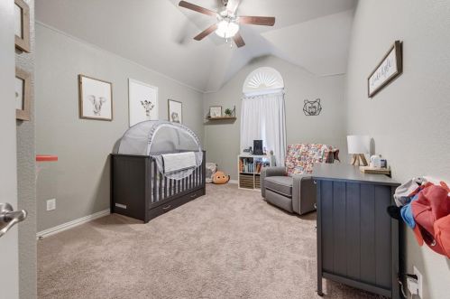 6825 San Luis Trl, Fort Worth TX  76131 exterior