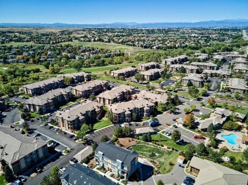 6749 Tempe Ct, Aurora CO  80016-2778 exterior