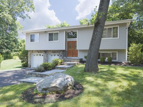 6 Crawford Ter, Riverside CT  06878-1032 exterior