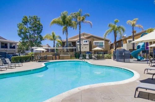 717 Caminito Valiente, Chula Vista CA  91911-6971 exterior