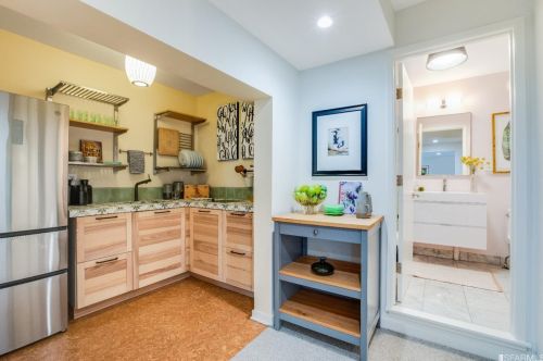 328 Gold Mine Dr, San Francisco CA  94131-2157 exterior