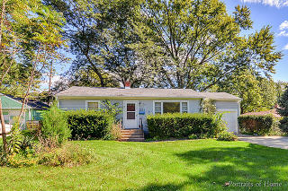 221 Blanchard St, Wheaton, IL 60187-5901