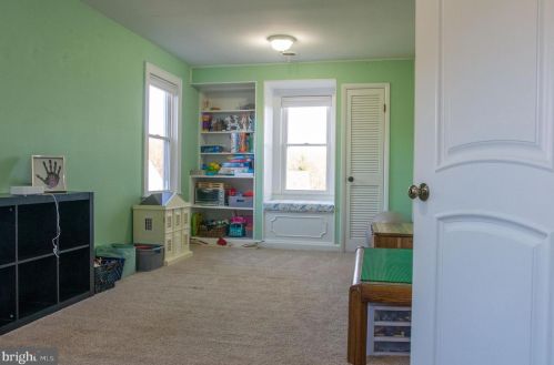 19201 Cardinal Heights Rd, Triangle VA  22172-2406 exterior
