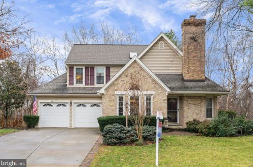 13437 Muirkirk Ln, Herndon, VA 20171-3306