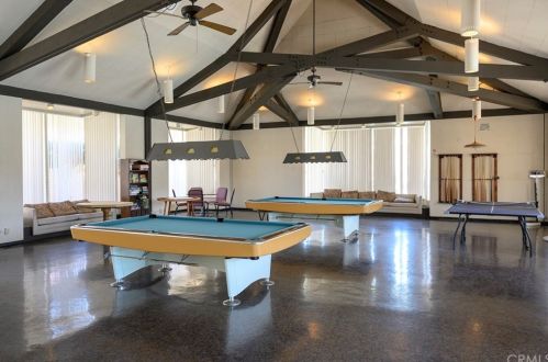 45 Maple Via, Anaheim CA  92801-1036 exterior