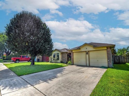 5417 Stone Creek Dr, Morgans Point, TX 77571-2714