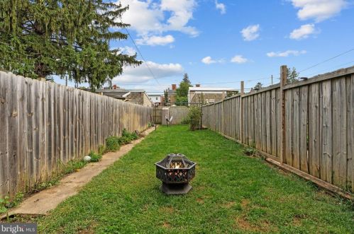 428 Ross St, Lancaster PA  17602-1944 exterior