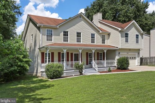13482 Princedale Dr, Woodbridge, VA 22193-3842