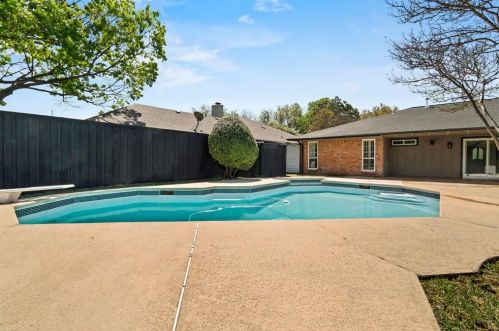 7405 Foxworth Dr, Dallas TX  75248-3037 exterior