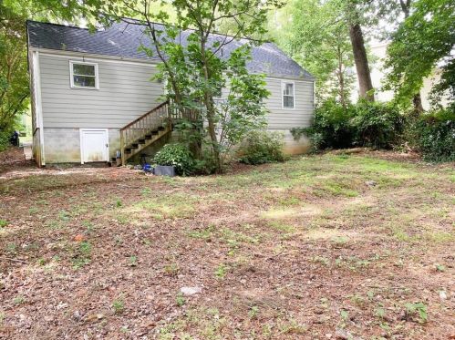 3453 Hildon Cir, Atlanta GA  30341-2604 exterior