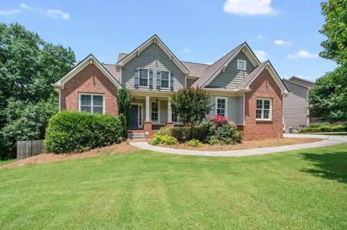 8115 Gracen Dr, Gainesville, GA 30506-8069