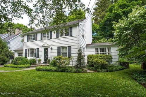 33 Perryridge Rd, Greenwich, CT 06830-4607