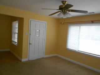 4500 Leatherwood Ave, Memphis TN  38117-6910 exterior