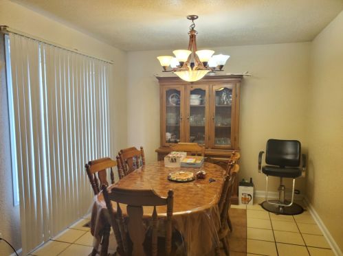 312 Lacrosse Dr, Lemont IL  60440-1829 exterior