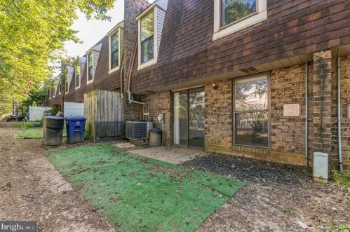 11803 Academy Rd, Philadelphia PA  19154-2656 exterior