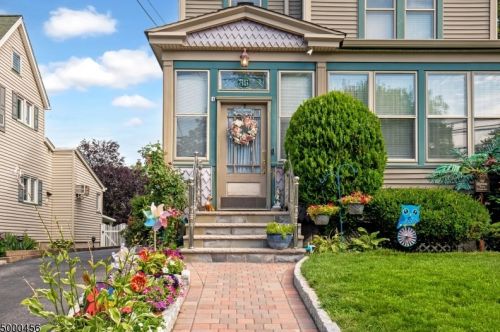 85 Rea Ave, Paterson NJ  07506-2401 exterior