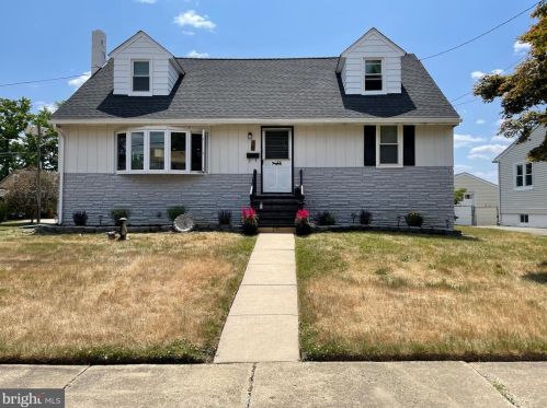 18 Old Kings Hwy, Gloucester, NJ 08031-2910
