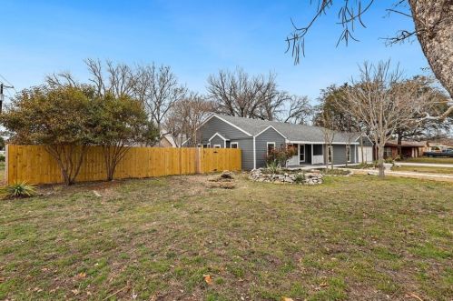 301 Frontier St, Fort Worth, TX 76114-3716