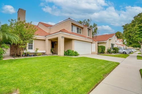2497 Glenhurst Ct, Simi Valley, CA 93063-5318