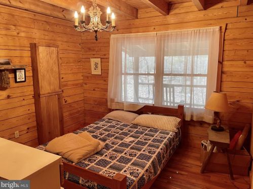 777 Evergreen Farms Dr, Wardensville WV 26851-8539 exterior