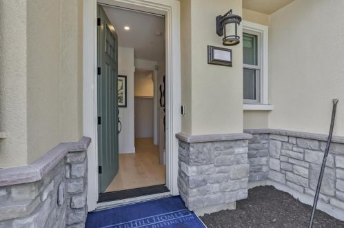 1377 Middlefield Rd, Mountain View, CA 94043-3019