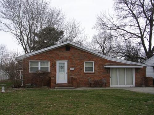 519 Lincoln St, Allenville, IL 61951-1245