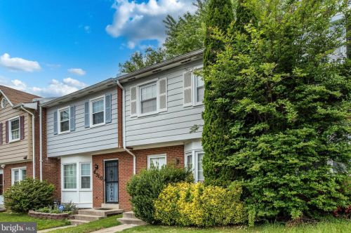 4308 Eileen Ct, Woodbridge, VA 22193-2633