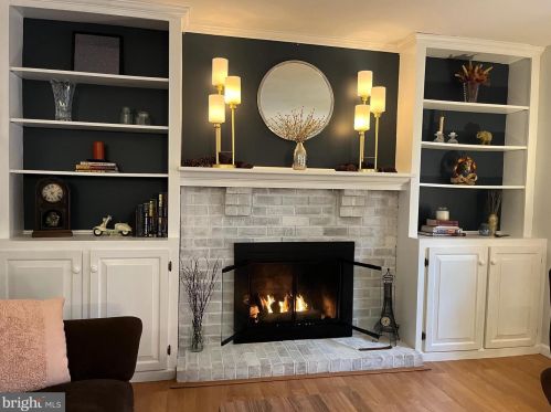 2833 Michener Dr, Lancaster, PA 17601-1901