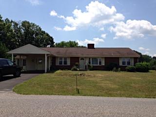 509 Greenville School Rd, Greenville, VA 24440-1731