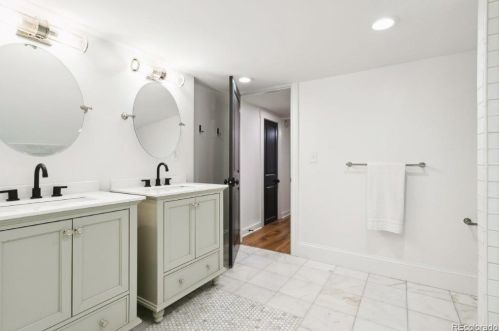 656 Albion St, Denver CO  80220-4918 exterior