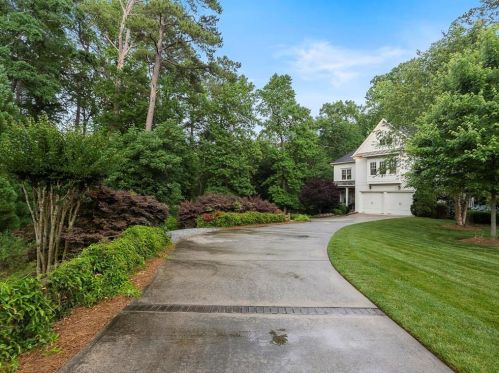 1607 Grant Dr, Atlanta GA  30319-3589 exterior