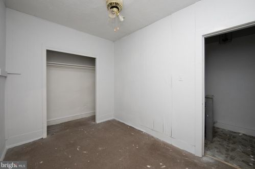 1247 Sheridan St, Camden NJ 08104-3529 exterior