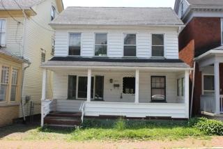 1421 Washington Ave, Altoona PA  16601-2751 exterior