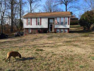 1966 Bluebird Cir, Morristown, TN 37814-1753