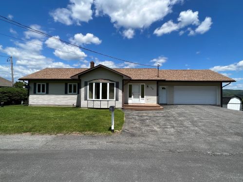 508 Albert St, Madawaska, ME 04756-1009