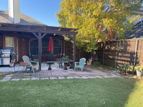 3832 Harrison Dr, Carrollton TX 75010-6322 exterior