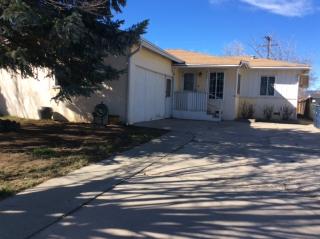 825 Oakwood St, Tehachapi, CA 93561-2134