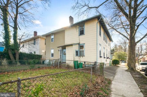 131 Colonial Ave, Haddonfield NJ 08033-1503 exterior