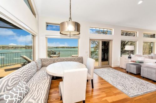 8940 Crest Wood Dr, Fort Worth TX  76179-4022 exterior